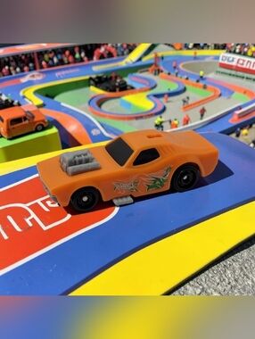 2020 Burger King Jr Meal Promo Hot Wheels Rodger Dodger Model Orange Muscle Car